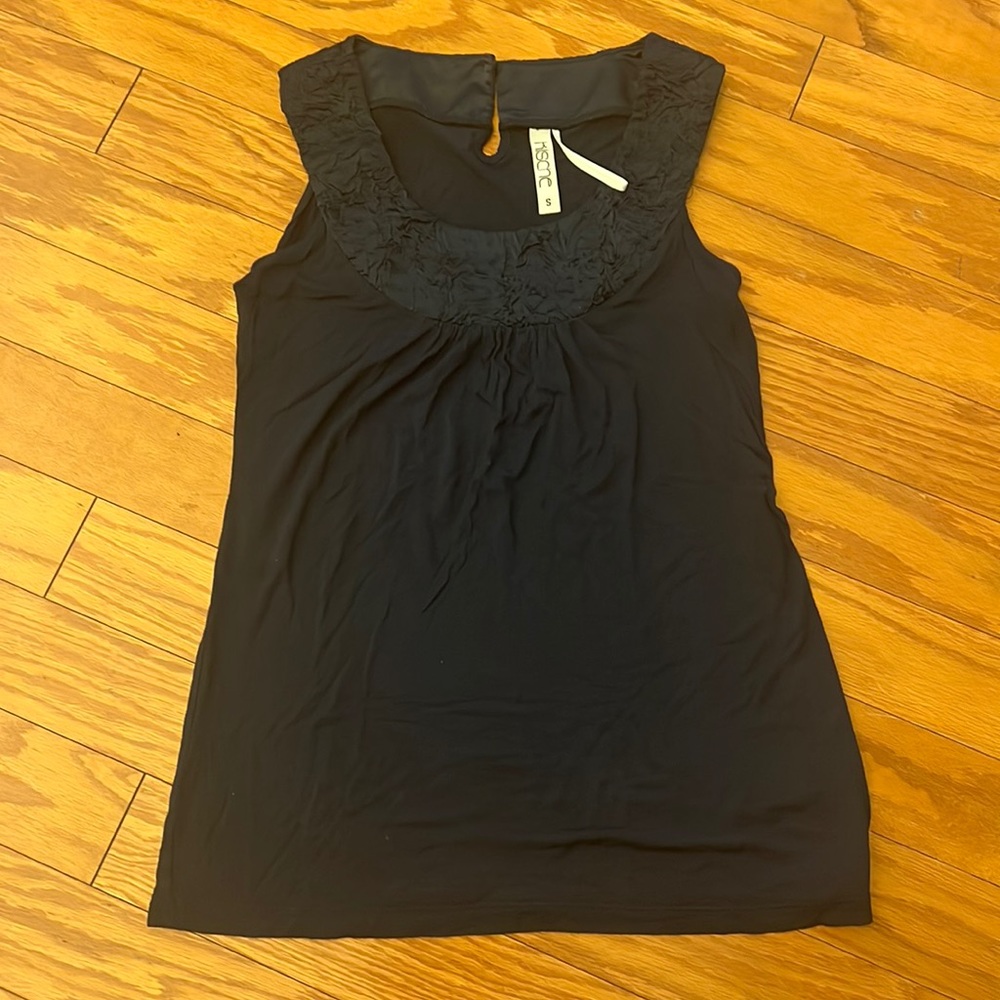 Kische Navy blue sleeveless top
